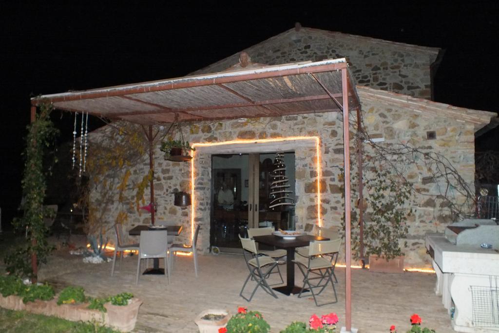 Casetta Dell'Uliveto Macchiascandona Bagian luar foto